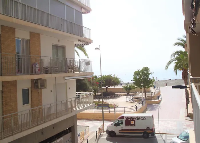 Apartamento En Santa Pola, Playa De Levante Sp102